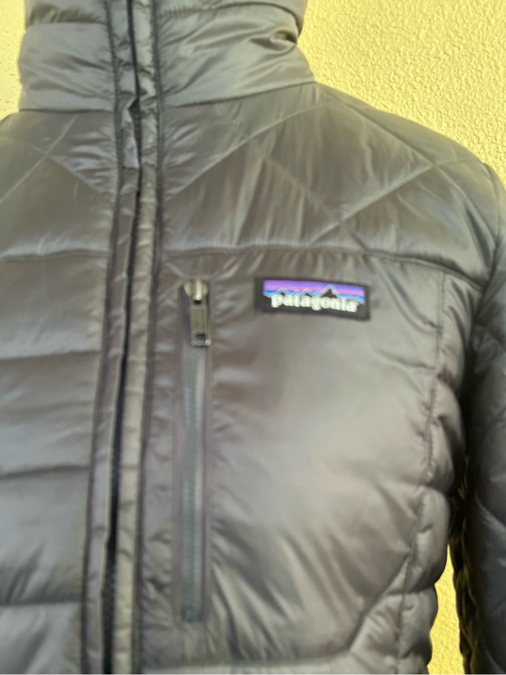 Patagonia “Radalie” Dark Gray Quilted Insulated Jacket Size Small Like New! - Picture 9 of 16